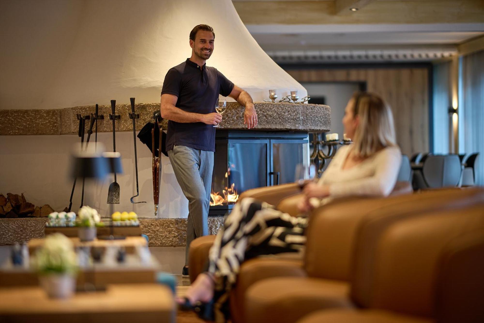 Schuele'S Wellnessresort & Spa Adults Only Oberstdorf Exteriör bild